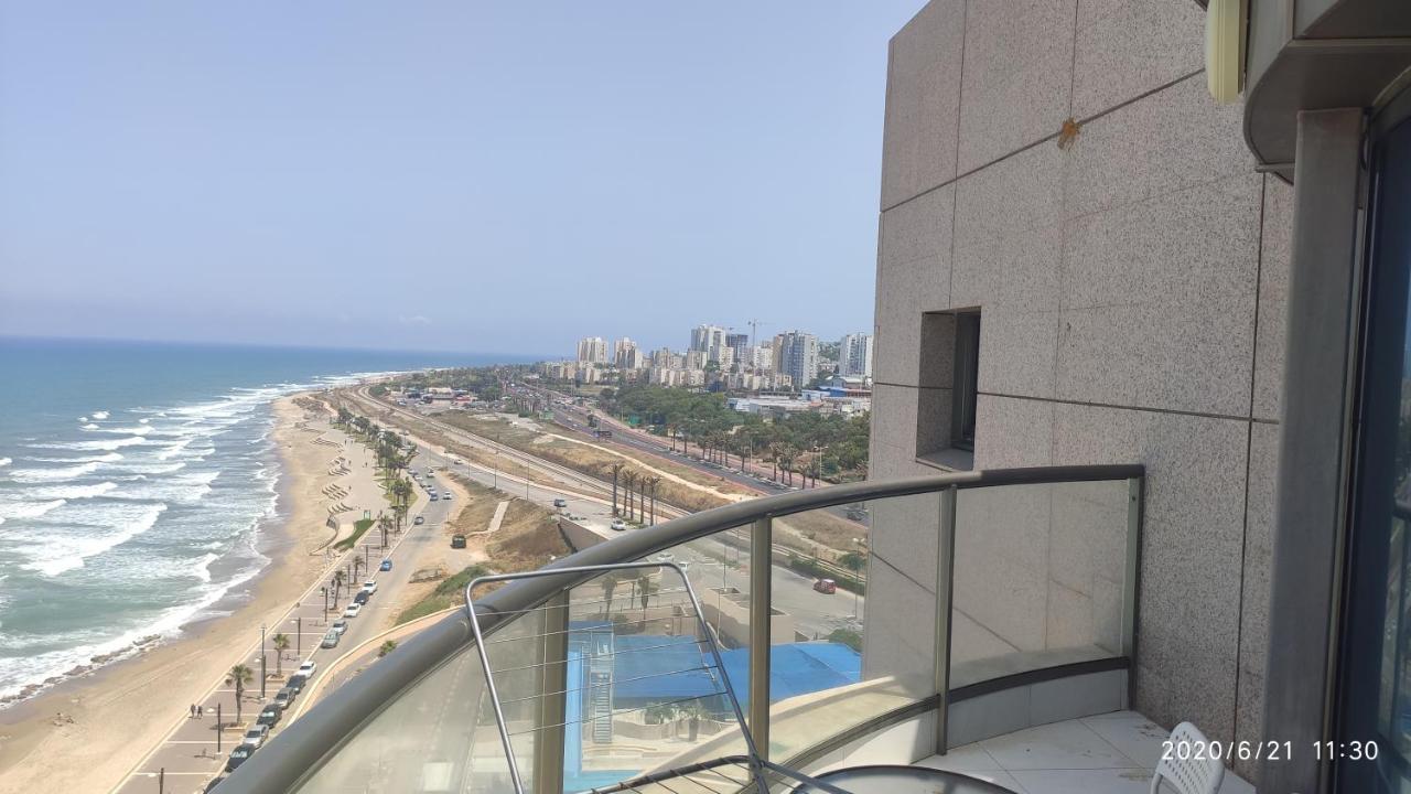 Almogim- Almog Building Хайфа Экстерьер фото