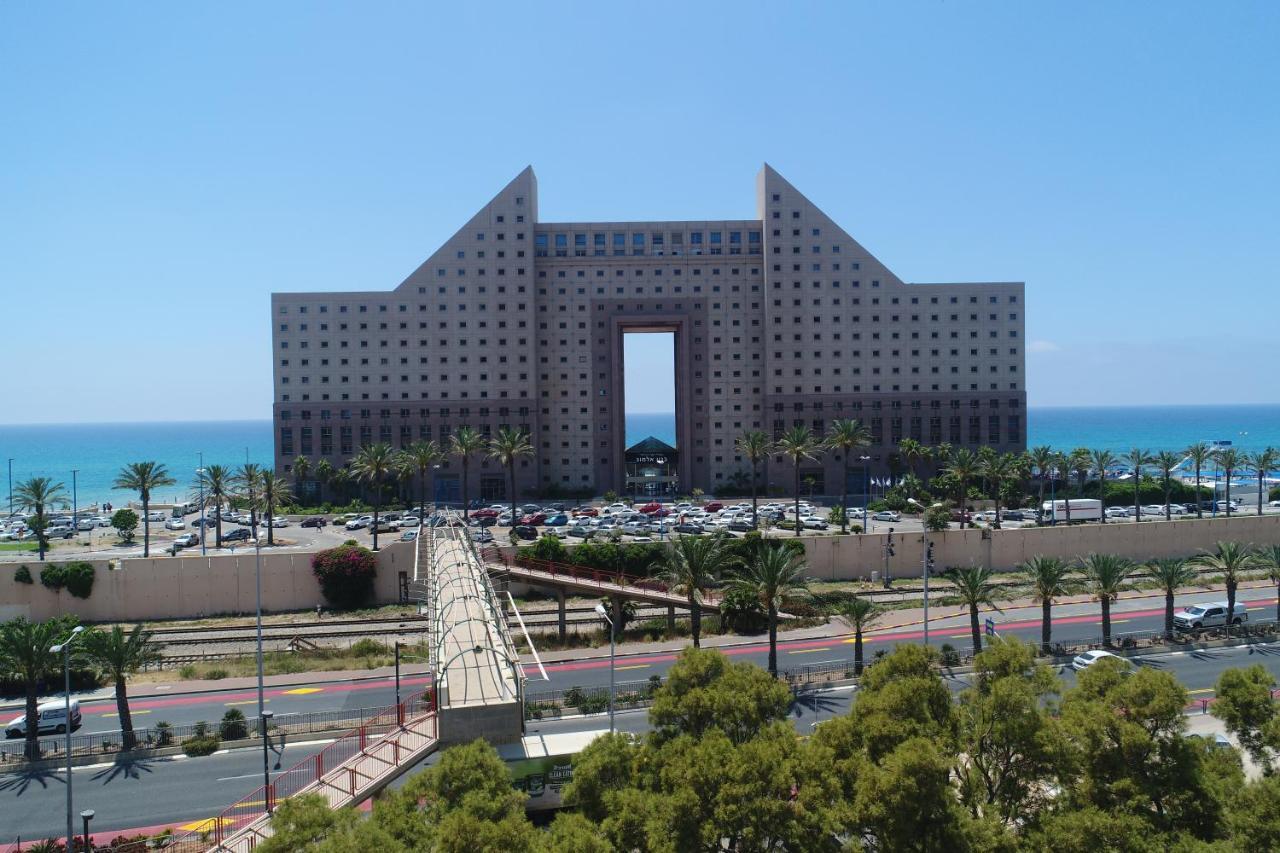 Almogim- Almog Building Хайфа Экстерьер фото