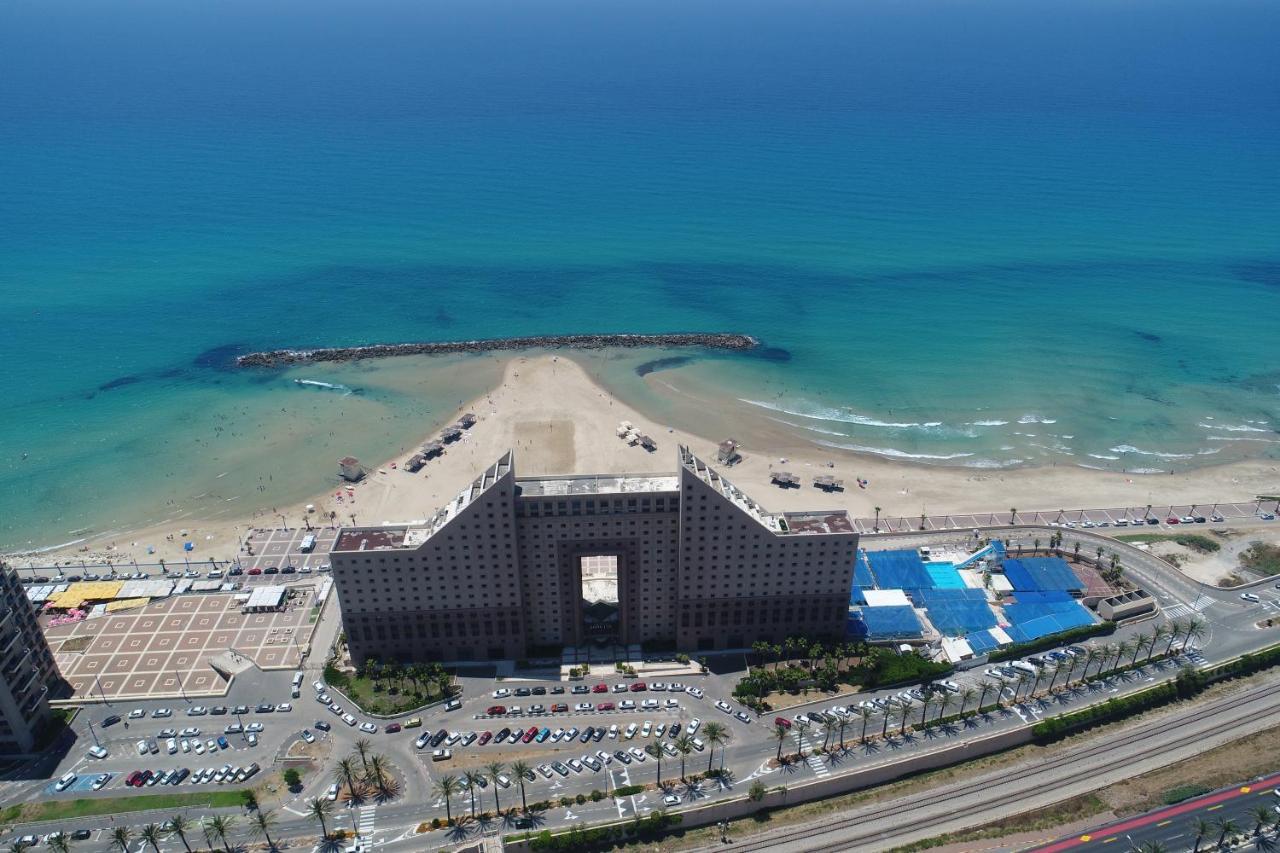 Almogim- Almog Building Хайфа Экстерьер фото